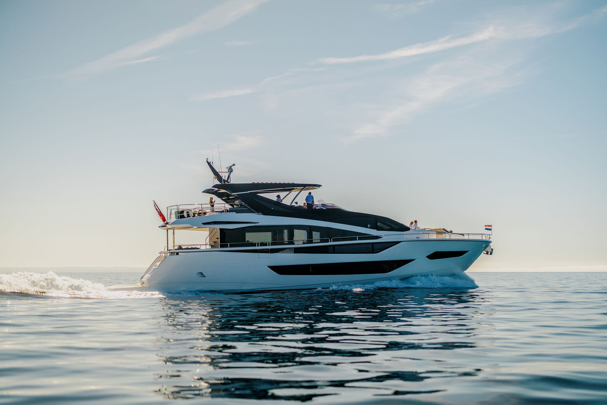 M/Y Junior Sunseeker 88 cruising at sea — luxury yacht charter Palma de Mallorca