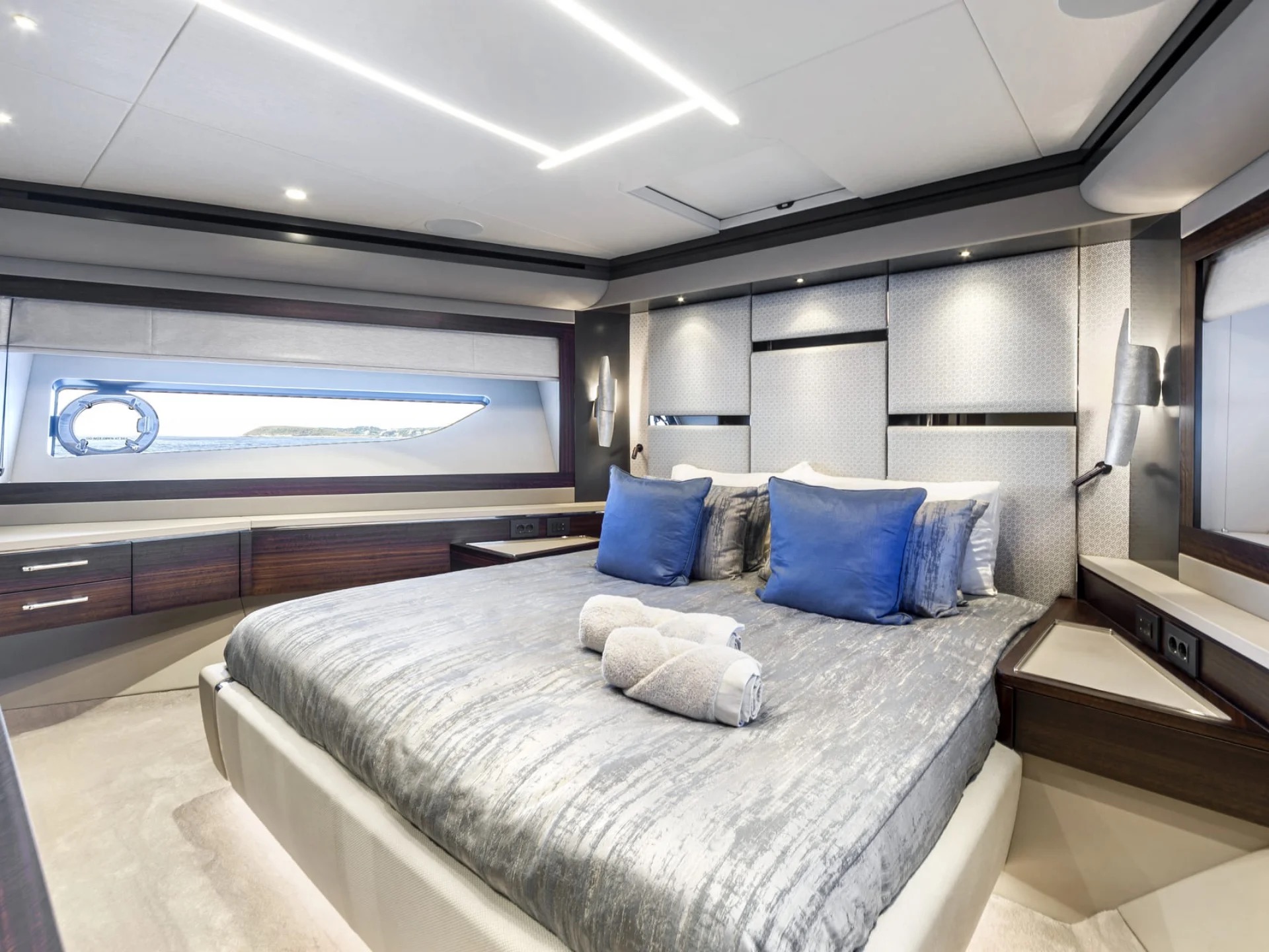 M/Y Junior Sunseeker 88 VIP cabin suite — luxury yacht charter accommodation